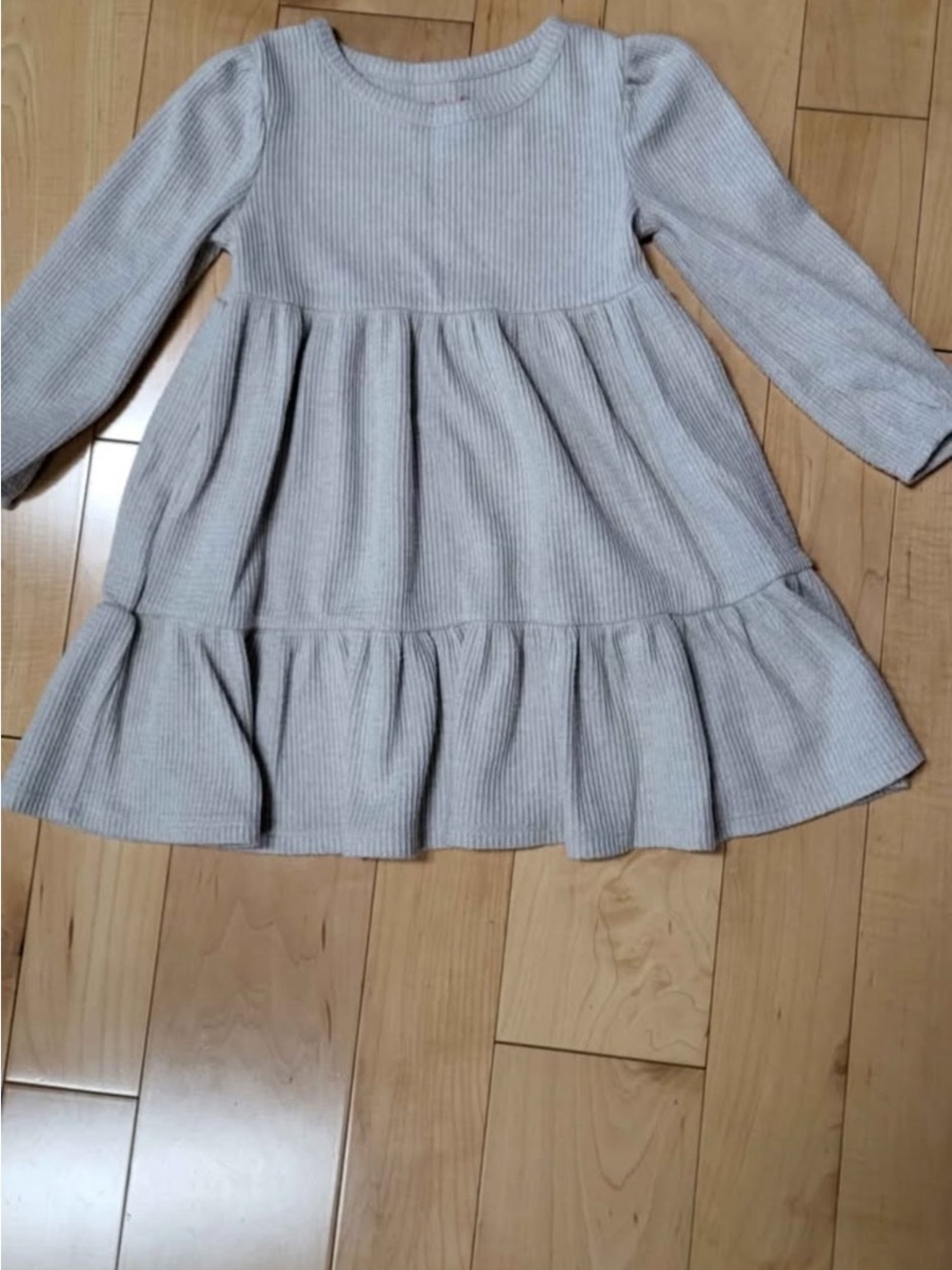 Old Navy Light Gray Ribbed Long-Sleeve Tiered Dress